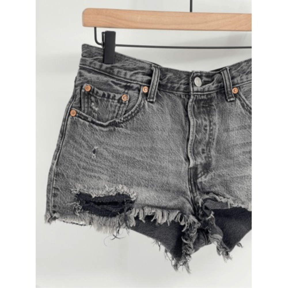 Levi's 501 Denim Shorts Cutoff Women Size 28 Black Jean - Picture 4 of 12